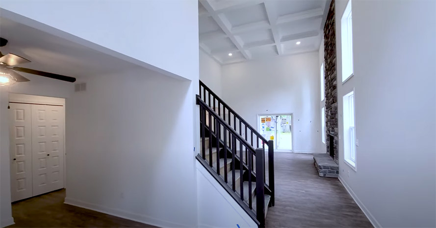Entry-to-vicksburg-custom-home