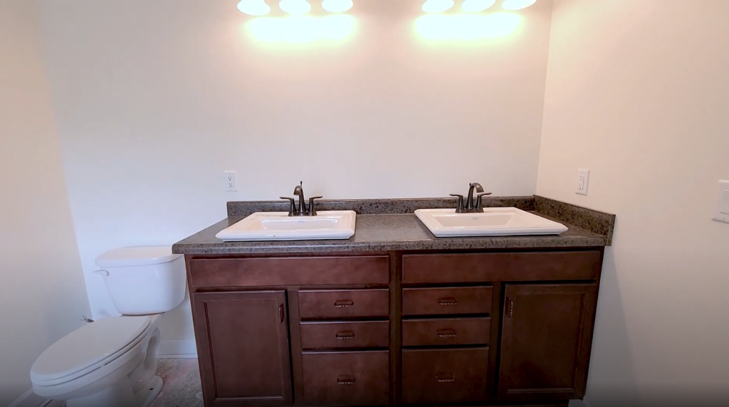 Owner suite's double bathroom sink